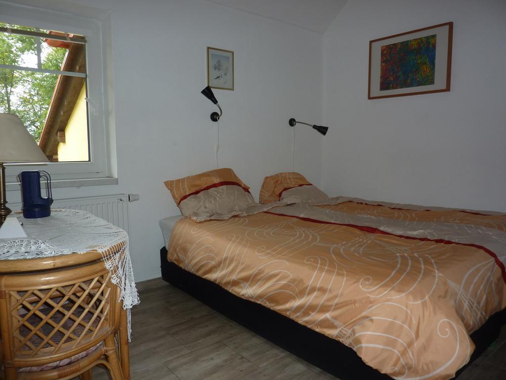 B&B En Mini-Camping Pension Kidafo Libun Exterior photo