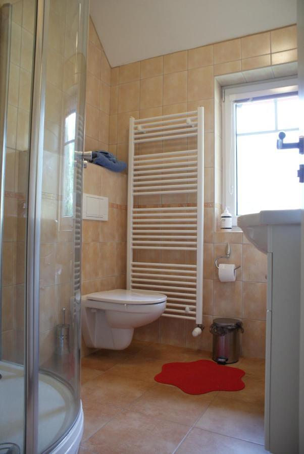 B&B En Mini-Camping Pension Kidafo Libun Room photo